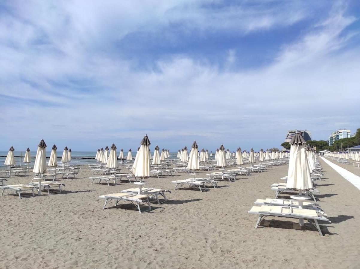 Villa Mirella-Nuova Gestione Grado Exterior foto